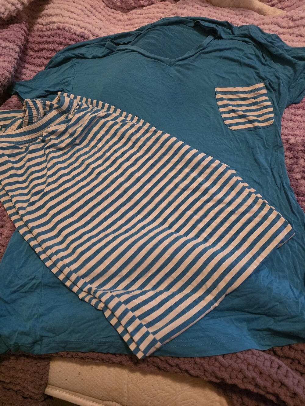 Cozy Teal Pajama Set-short Slee E V-nexk Top & Stripped Long Pants Size M